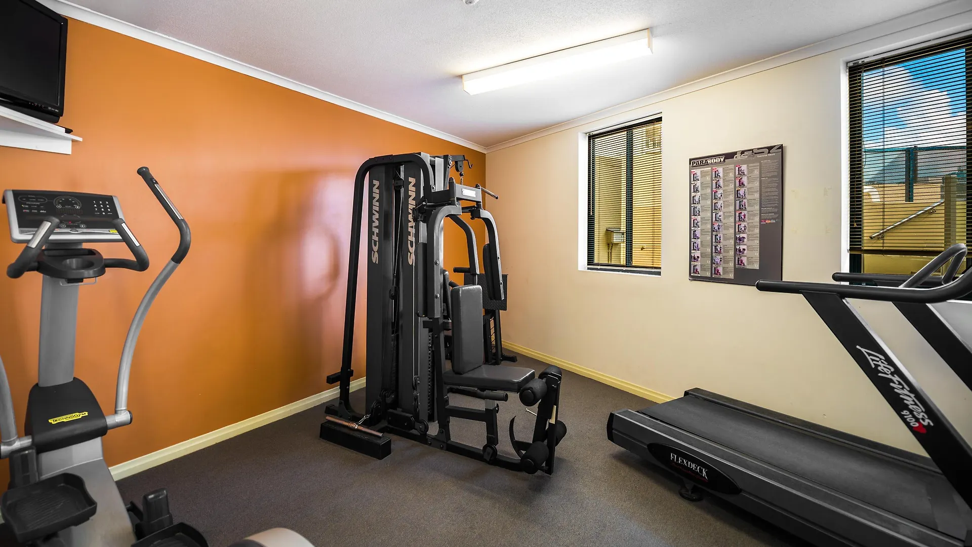 **** Hotel Mantra On Queen Brisbane Australia