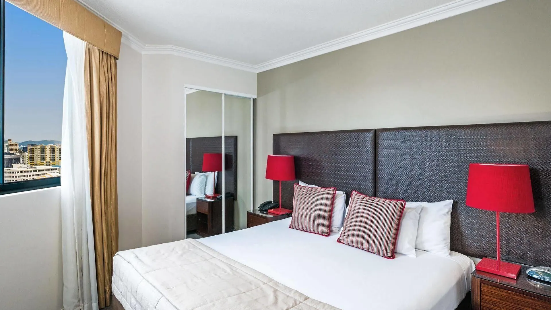Otel Mantra On Queen Brisbane