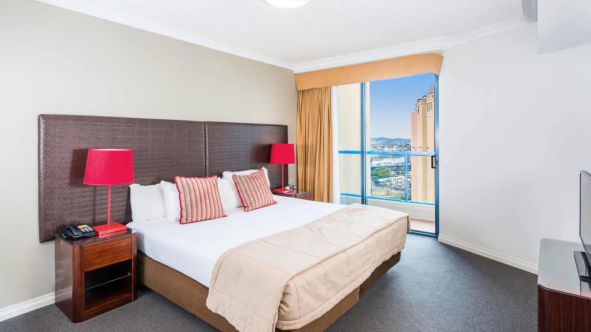 Hotel Mantra On Queen Brisbane