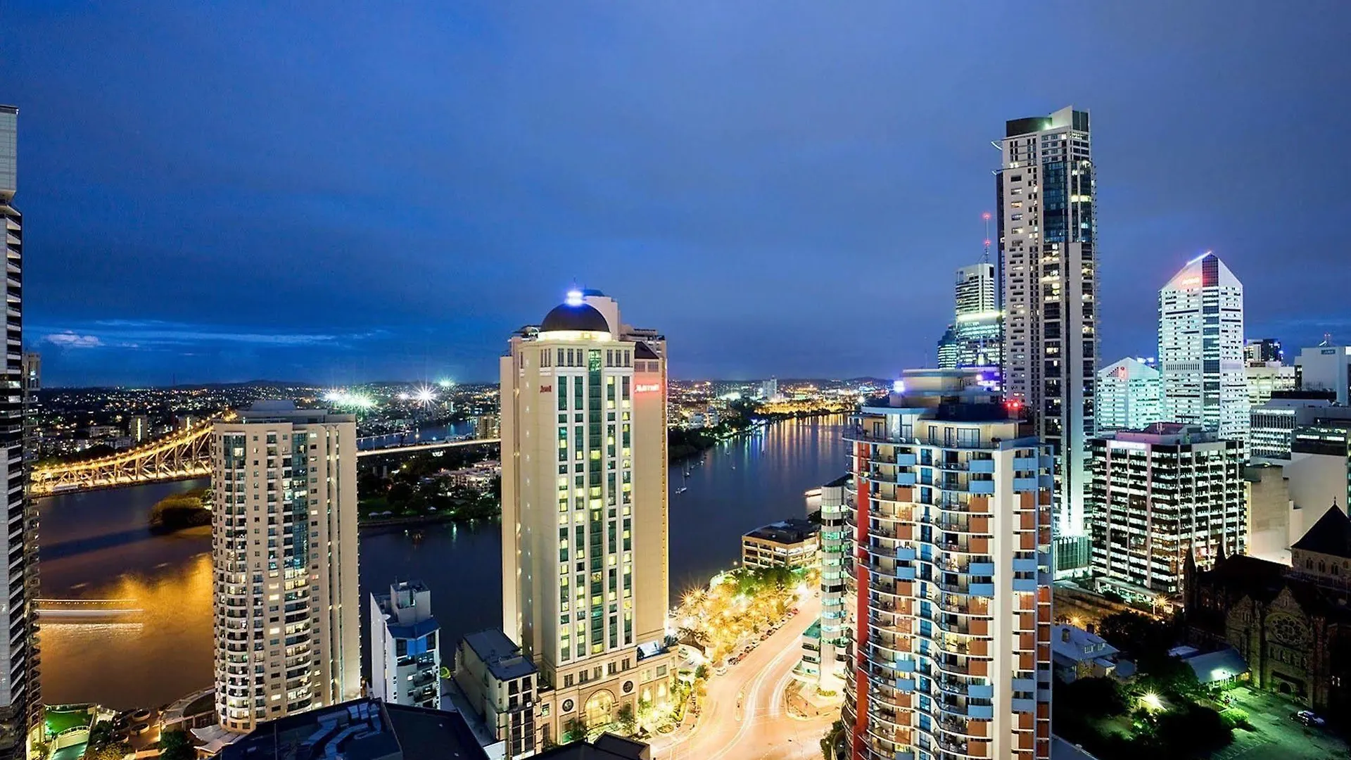 Mantra On Queen Brisbane 4*,  Australië